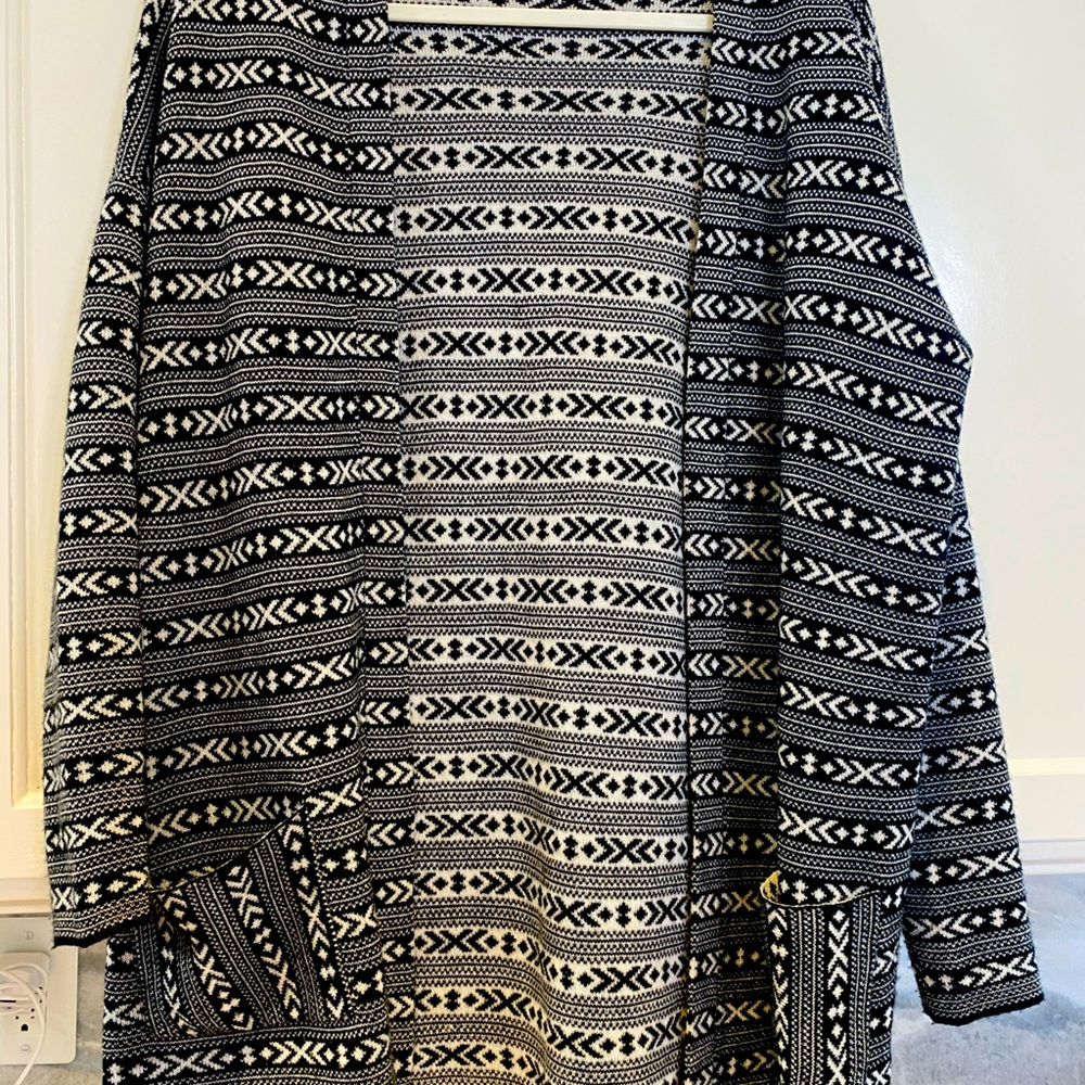 Boho Arizona print xs fits Med sweater
